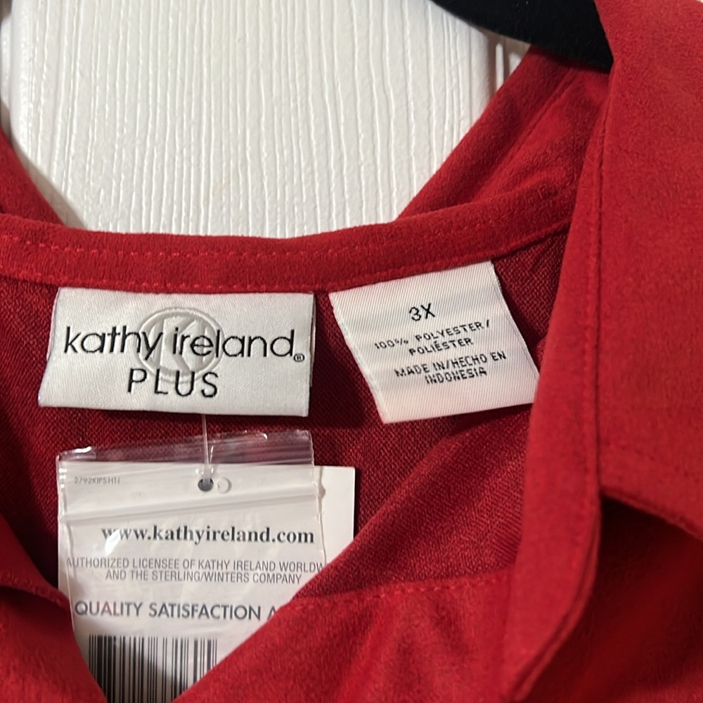 Cute Button Front Shirt. NWT Sz 3X - Picture 2 of 6